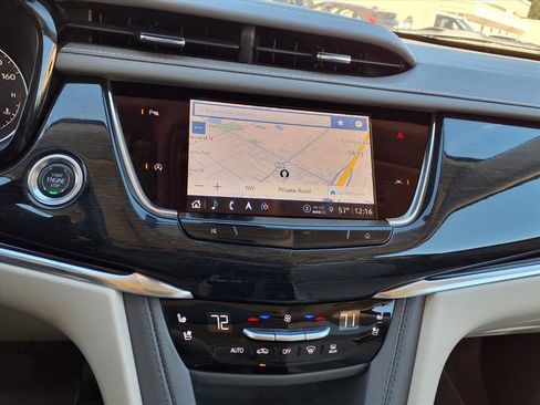 Certified 2023 Cadillac XT6 Premium Luxury image 15