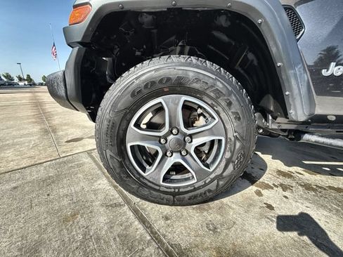 Used 2020 Jeep Wrangler Sport AWD/4WD image 10