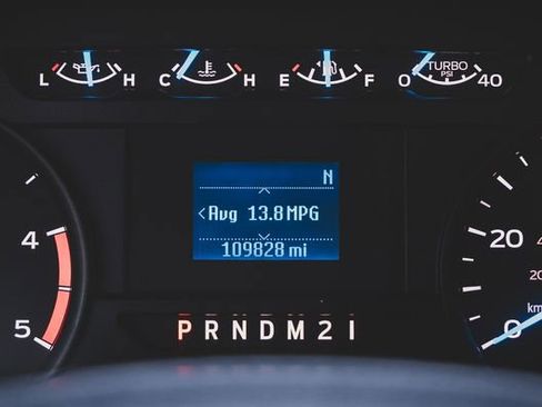 Used 2017 Ford F250 XL w/ STX Appearance Package image 9