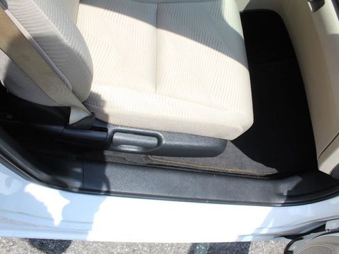 Used 2015 Honda Accord LX image 15