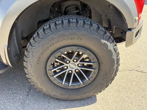 Used 2019 Ford F150 Raptor w/ Equipment Group 801A Mid AWD/4WD image 11