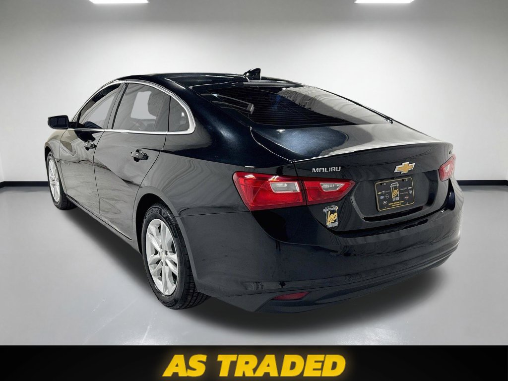 Used 2017 Chevrolet Malibu LT w/ Driver Confidence Package FWD image 9