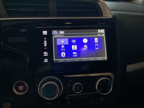 Used 2017 Honda Fit EX image 16