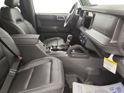 New 2025 Ford Bronco Big Bend w/ Black Diamond Package image 23