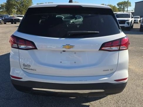 Used 2024 Chevrolet Equinox LT AWD/4WD image 4