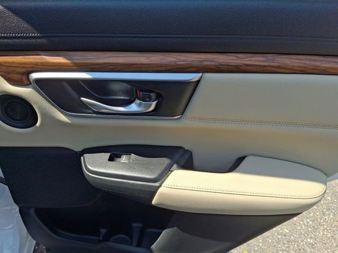 Used 2019 Honda CR-V EX-L image 14