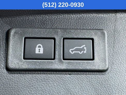 Certified 2025 Subaru Outback Limited image 33