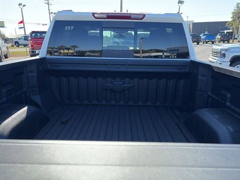 New 2026 Chevrolet Silverado 1500 LT w/ Z71 Off-Road Package image 11