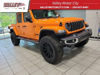 New 2025 Jeep Gladiator Sport