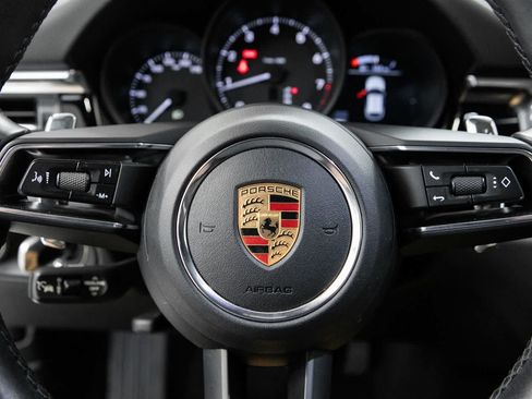 Certified 2023 Porsche Macan AWD/4WD image 14