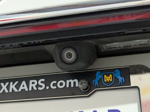 Used 2020 BMW 740i w/ Cold Weather Package image 40