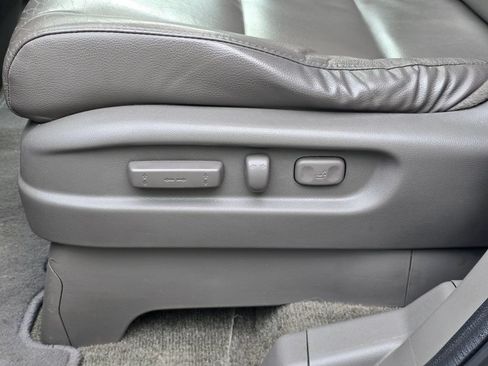 Used 2014 Honda Odyssey EX-L image 12