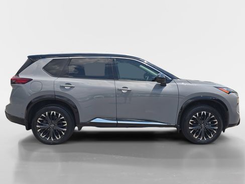 Used 2024 Nissan Rogue Platinum AWD/4WD image 6