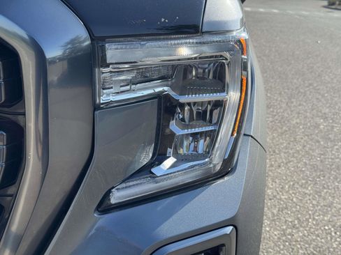 Used 2020 GMC Sierra 1500 AT4 w/ AT4 Premium Package image 6