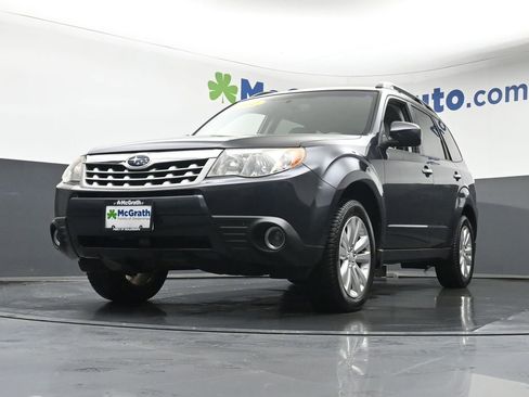 Used 2012 Subaru Forester 2.5X Premium w/ Popular Pkg 3 image 6