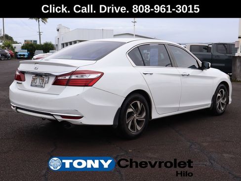 Used 2017 Honda Accord LX image 5