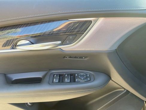 Used 2025 Cadillac XT6 Premium Luxury w/ LPO, Floor Liner Package image 24