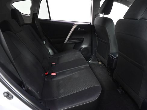 Used 2014 Toyota RAV4 XLE AWD/4WD image 18