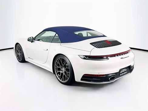 Certified 2024 Porsche 911 Carrera 4S image 3