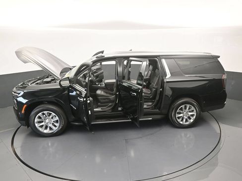 Used 2026 Chevrolet Suburban Premier AWD/4WD image 74