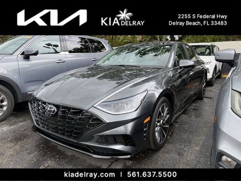 Used 2023 Hyundai Sonata Limited w/ Cargo Package FWD image 4