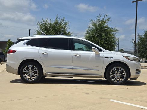 Used 2018 Buick Enclave Avenir w/ Avenir Technology Package FWD image 6