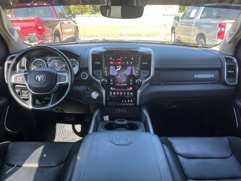 Used 2021 RAM 1500 Laramie RWD image 9