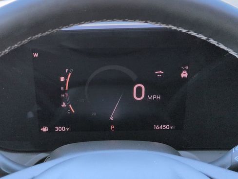 Used 2026 Buick Encore GX Avenir w/ Avenir Technology Package FWD image 25