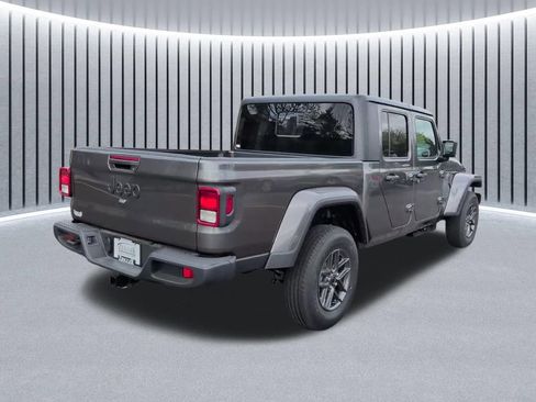 New 2026 Jeep Gladiator Sport AWD/4WD image 9