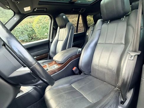 Used 2016 Land Rover Range Rover HSE image 22