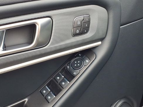 New 2026 Ford Explorer ST image 16