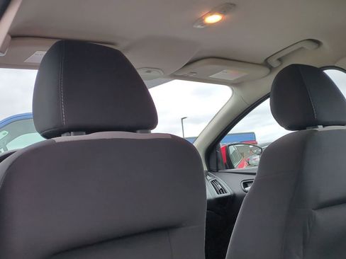 Used 2014 Ford Focus SE w/ SE Sport Package image 18