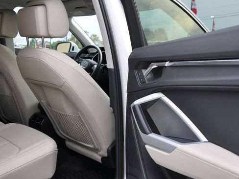 Used 2021 Audi Q3 2.0T Premium image 15