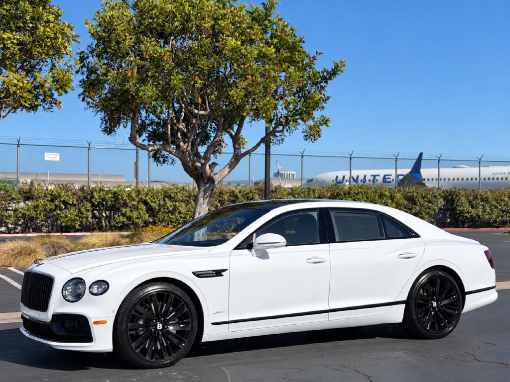 Used 2023 Bentley Flying Spur W12 AWD/4WD image 12