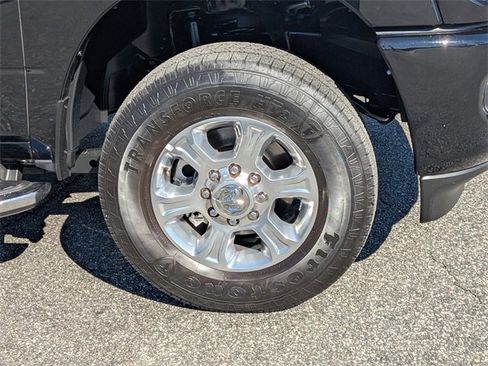 Certified 2024 RAM 2500 Big Horn w/ Safety Group image 10