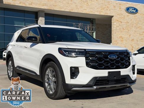 Used 2025 Ford Explorer Platinum image 20