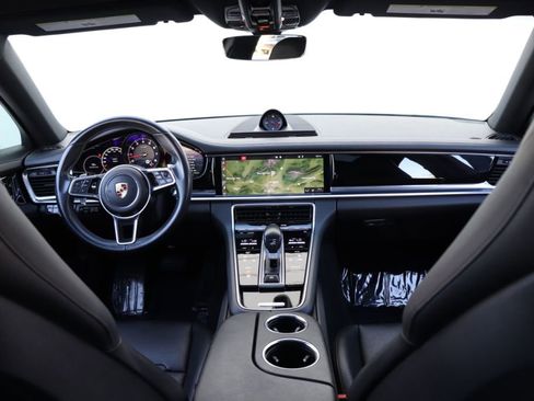 Used 2019 Porsche Panamera 4 image 35