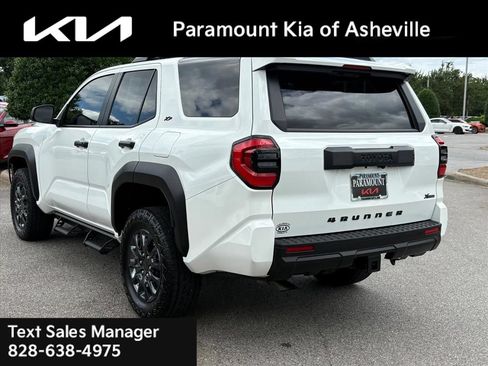 Used 2025 Toyota 4Runner SR5 RWD image 4