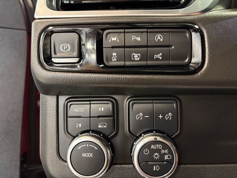 Used 2025 GMC Yukon Elevation w/ LPO, Floor Liner Package AWD/4WD image 22