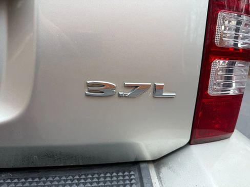 Used 2008 Jeep Liberty Limited w/ Premium Group image 18