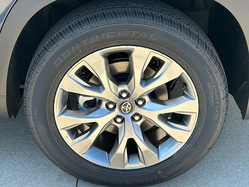 New 2026 Toyota Grand Highlander AWD image 15