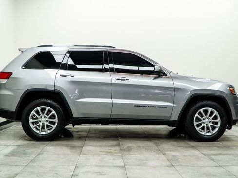 Used 2021 Jeep Grand Cherokee Laredo image 10
