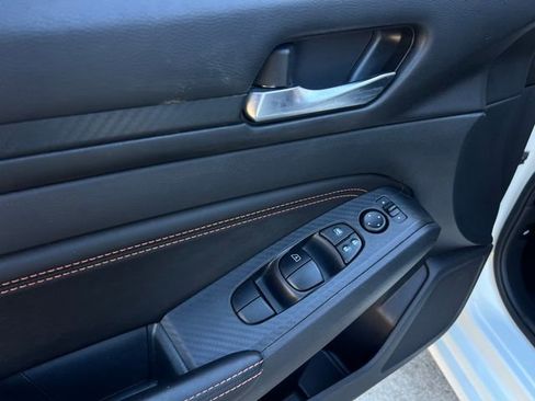 Used 2019 Nissan Altima 2.5 SR w/ SR Premium Package image 11