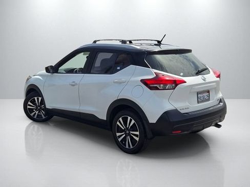 Used 2018 Nissan Kicks SV w/ Exterior Package FWD image 6