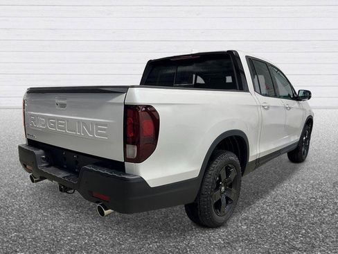 New 2026 Honda Ridgeline Black Edition image 5