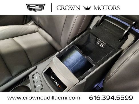 Certified 2025 Cadillac XT6 Premium Luxury image 18