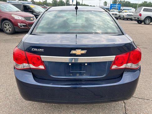 Used 2011 Chevrolet Cruze LS w/ Connectivity Package FWD image 6