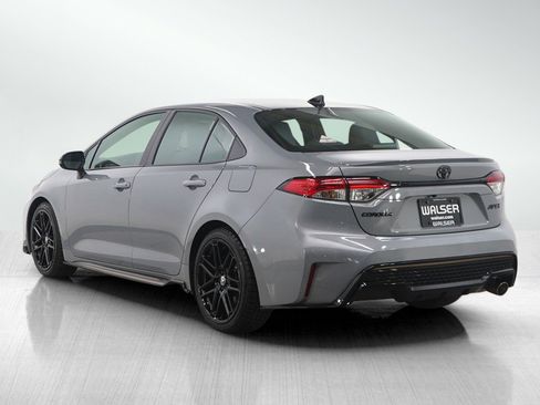 Used 2022 Toyota Corolla SE image 3