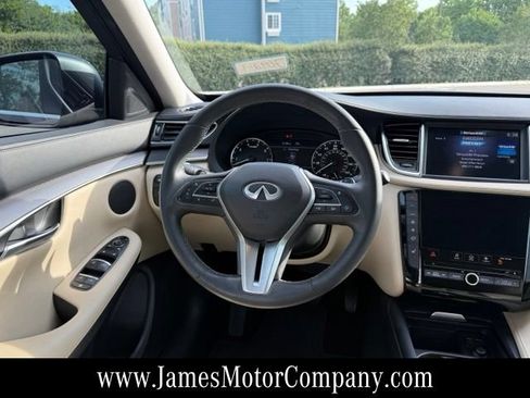 Used 2022 INFINITI QX50 Luxe AWD/4WD image 15