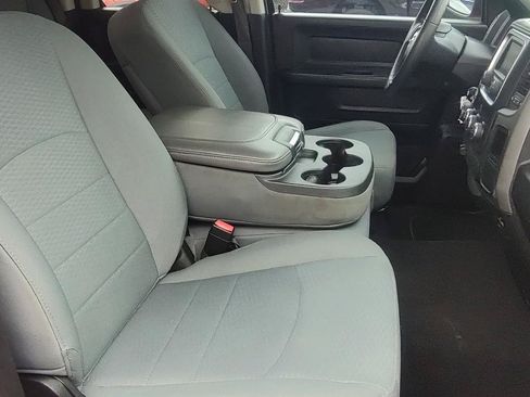 Used 2019 RAM 1500 Express w/ Express Value Package AWD/4WD image 23